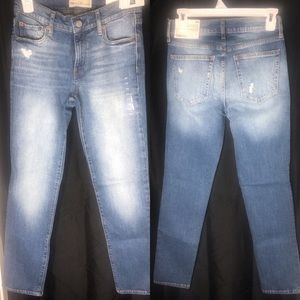 Women’s Gap Jeans.